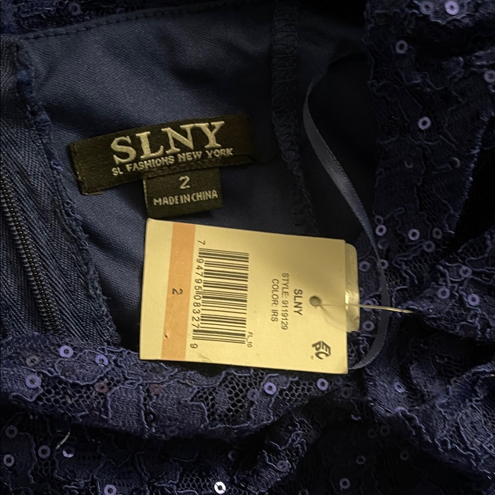 SLNY Elegant Blue Lace Midi Dress - Picture 2 of 3